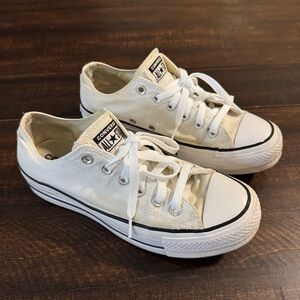 Converse Chuck Taylor All Star Lift Platform Low Top Sneakers White Women’s 8